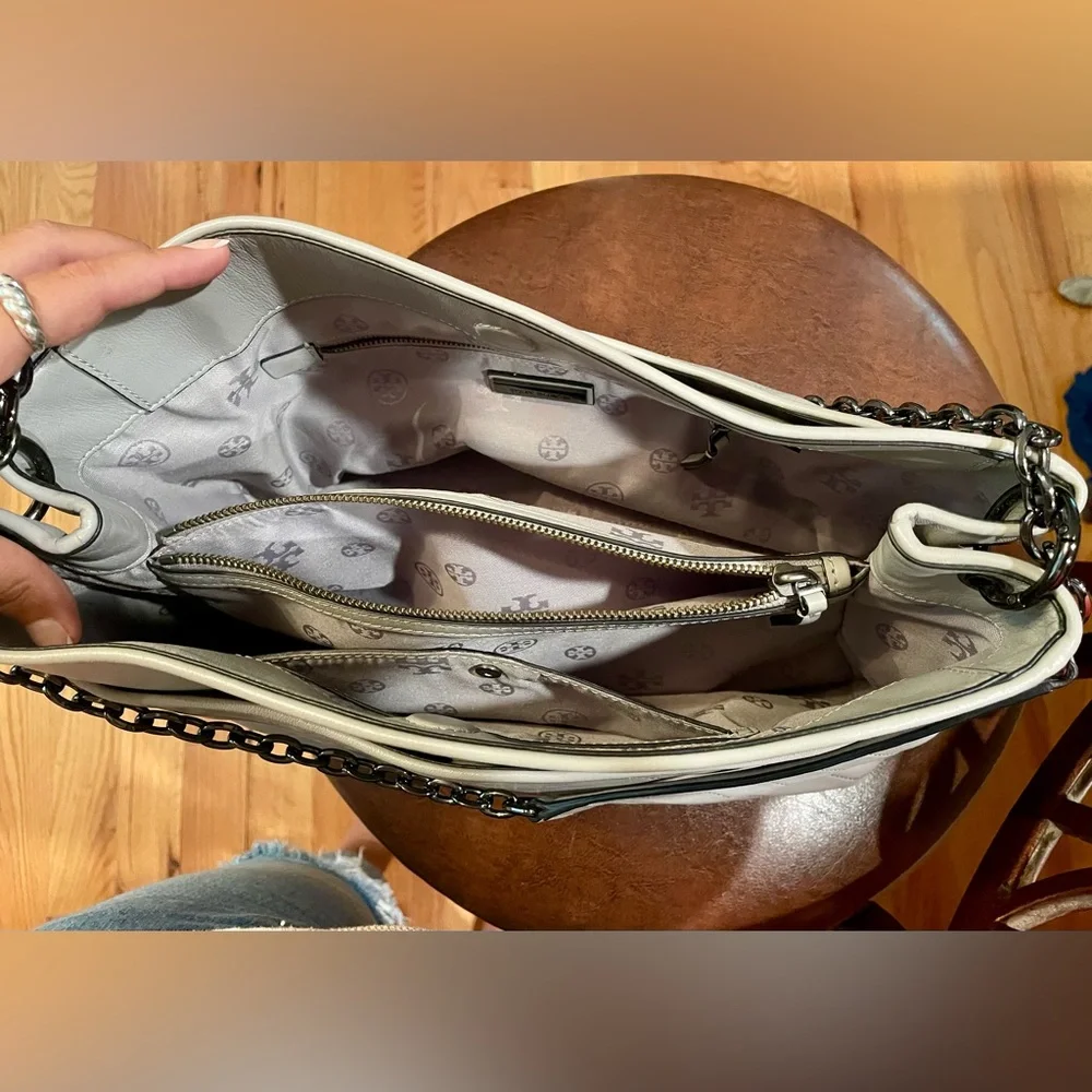 Tory Burch Alexa Quilted Slouchy Leather Tote - Picture 2 of 6